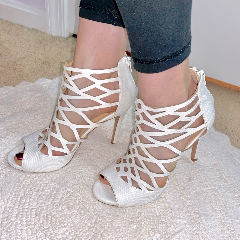 XOXO High Heeled Lattice White Booties